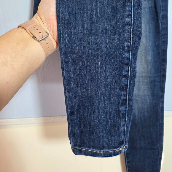 American Eagle 4 Regular Faded Medium Wash Super Stretch Jean Jeggings - Picture 4 of 10